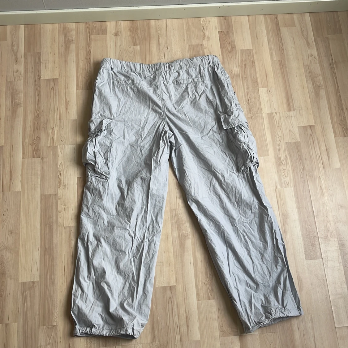 Gråa Baggy Cargo Pants - 90