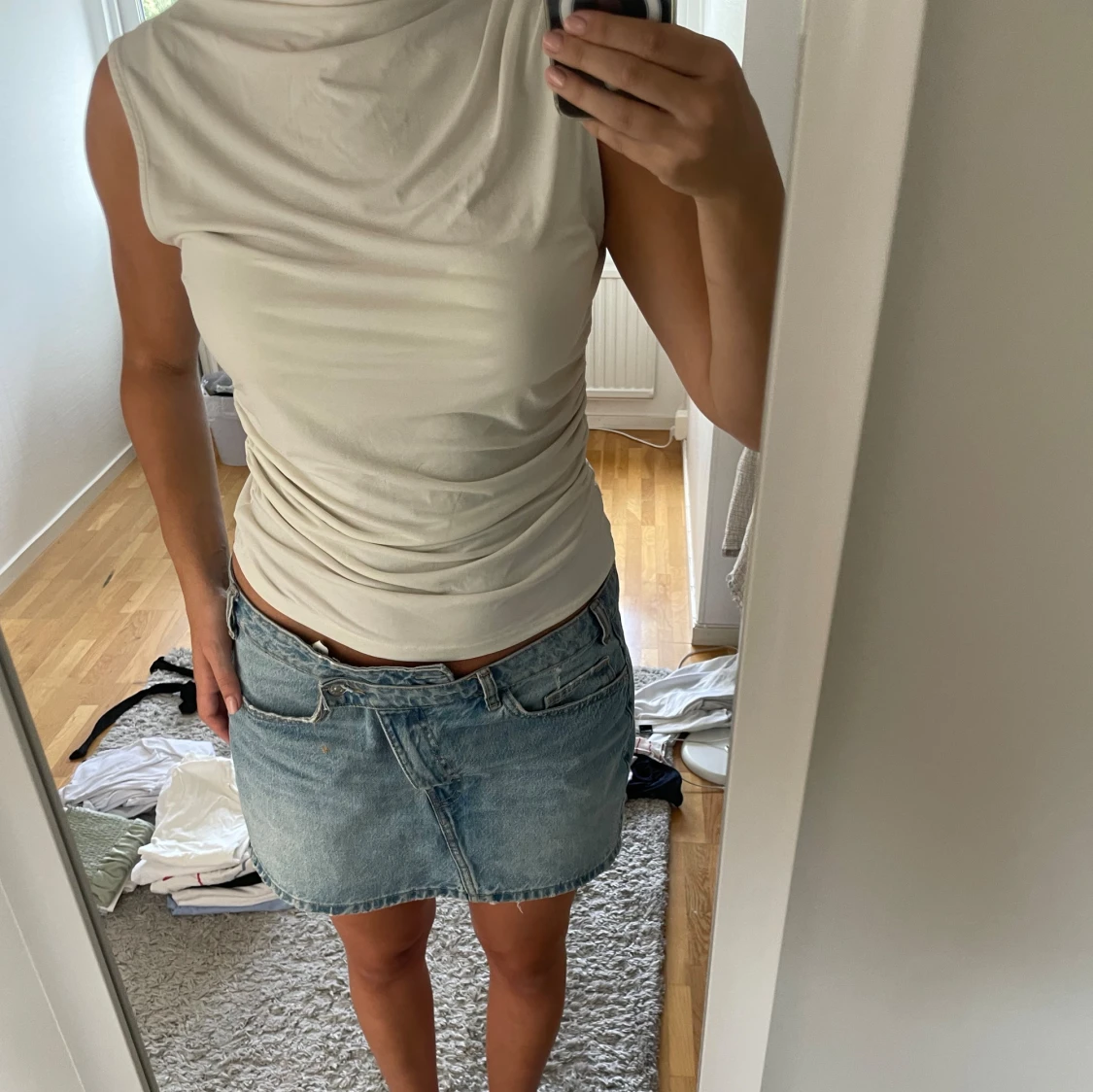 Topp med hög krage  - 91