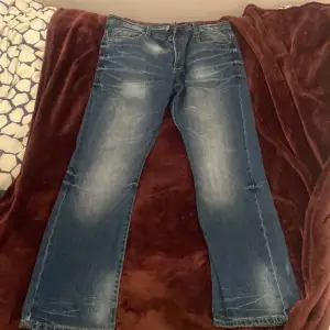 Snygga jeans från jack & jones i Strl XL 