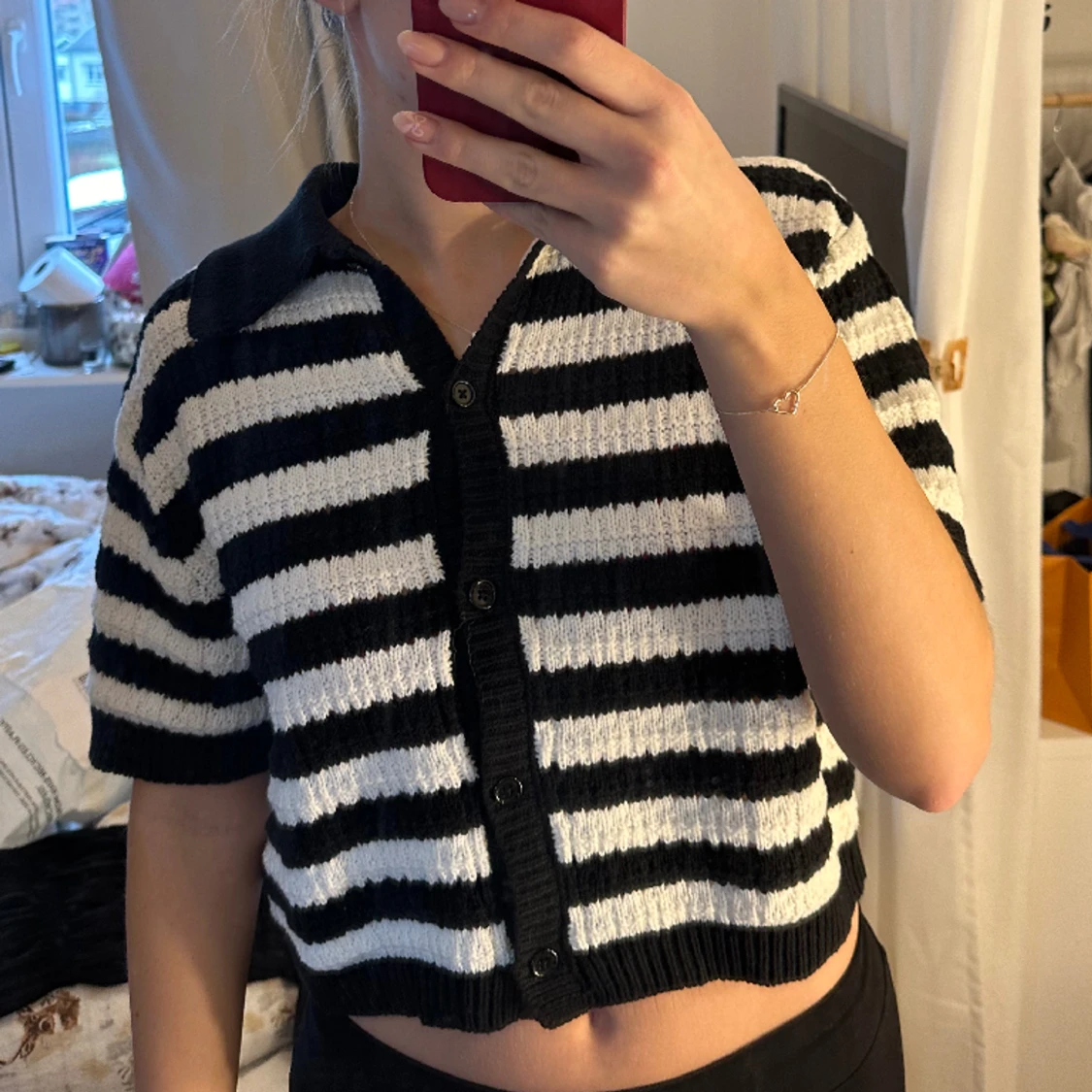 Stickad kort cardigan - 90