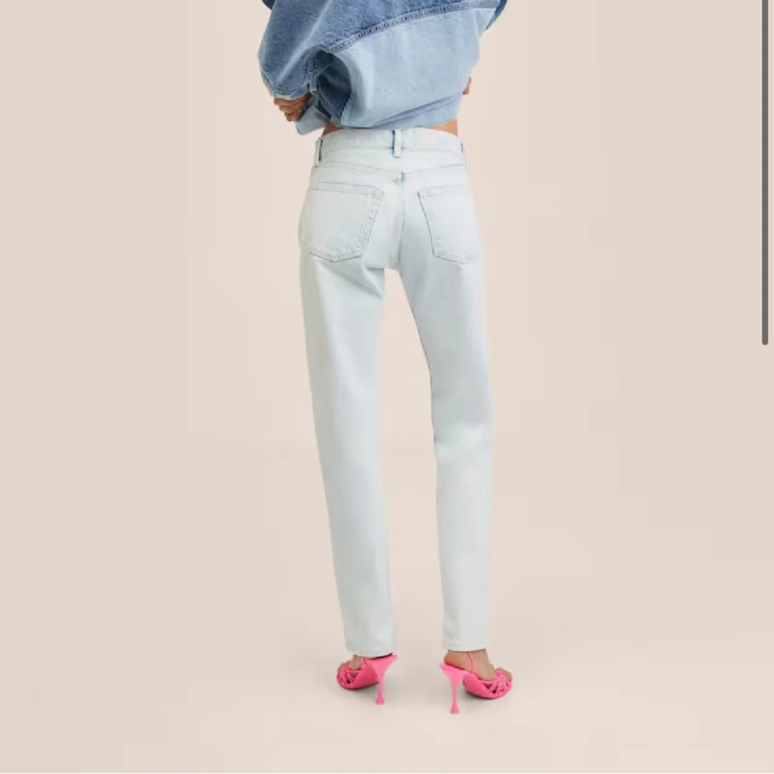 lågmidjade raka jeans 💕🤌🏻 - 90