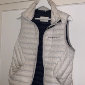 Sail racing väst - Fin sail racing väst i nyskick