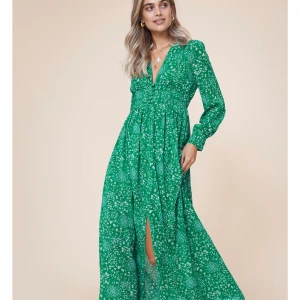 Adoore Napoli dress byta storlek - Undrar om någon har denna klänningen i 36 och skulle vilja byta den mot en storlek 34! Den är inte till salu!