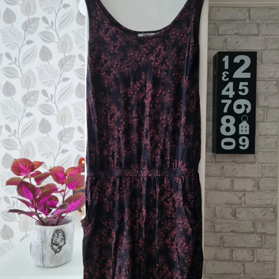 Blommig jumpsuit Me&I strl XS