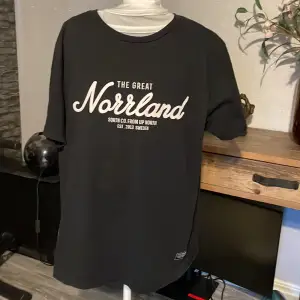 Norrlands t shirt i fint skick. 