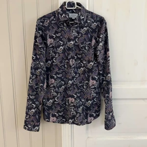 Skjorta från eton - Supersnygg skjorta från eton storlek S