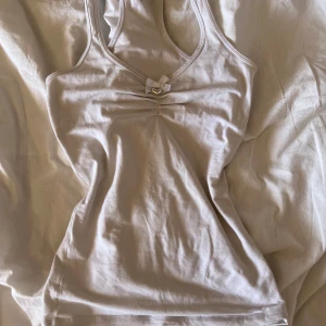 Egensytt linne - Egensytt linne köpt på plick, aldrig använt🎀 skriv för frågor!!