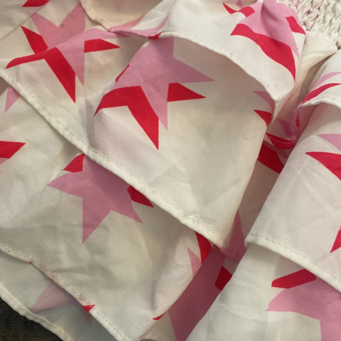 Säljer en violang kjol från loavies i storlek s  - 90