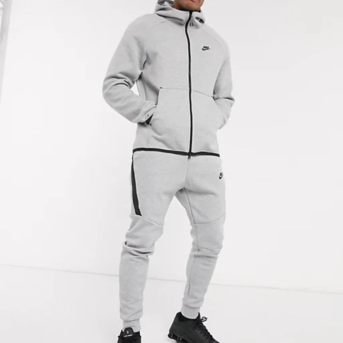 Nike Tech fleece Set (nyare desing)