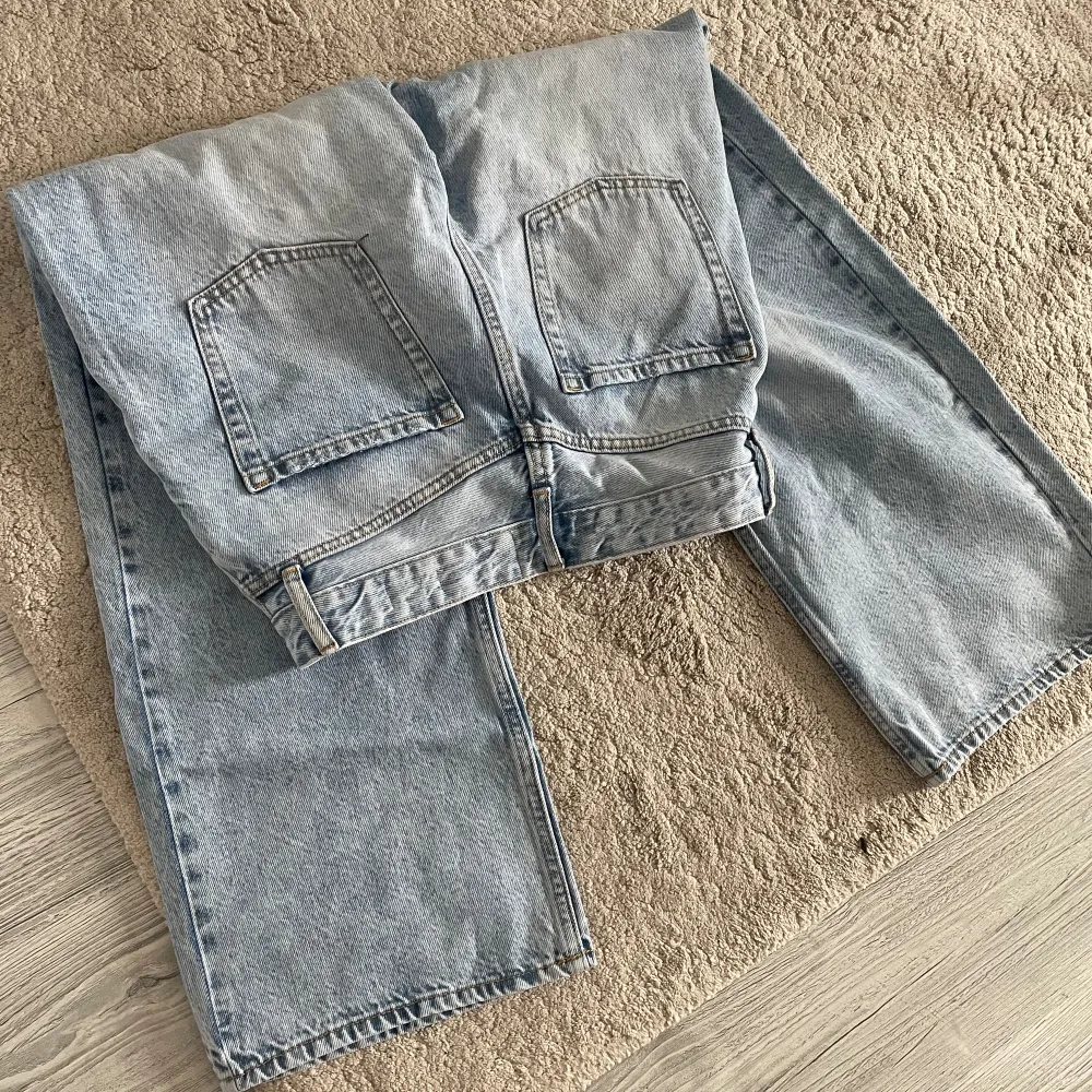 Superfina jeans från River Island, som nya! Storlek XS. Jeans & Byxor.