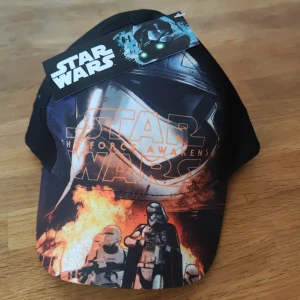 Ny Barn star wars keps storlek 52 - Ny Barn star wars keps storlek 52