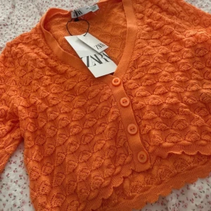 Söt topp - Supergullig somrig topp, superfin färg! Ny med prislapp!