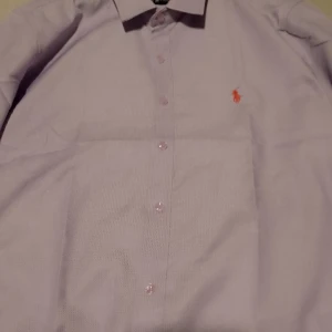 Ralph Lauren skjorta  - Är i bra skick