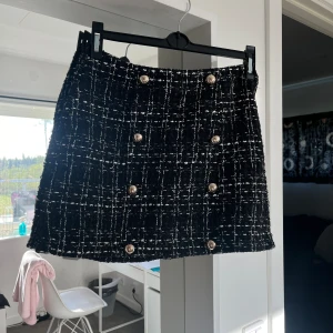 Snygg kjol - Snygg kjol som endast använts 1 gång!