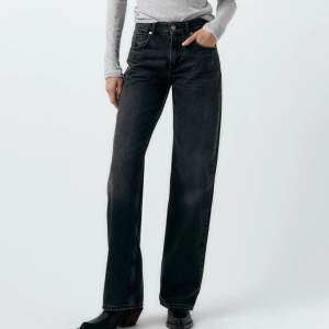 Vida jeans från Zara i fint skick