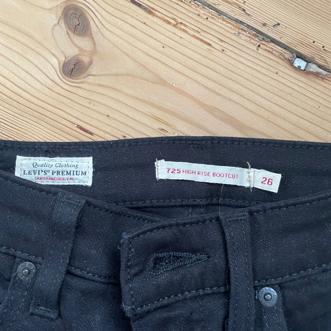 Levi’s jeans - 90