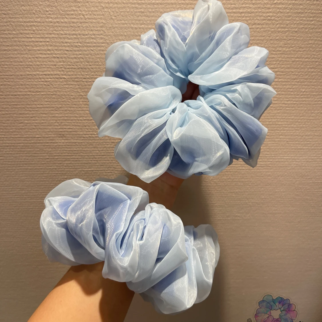 XXL-Sky scrunchies 1st
