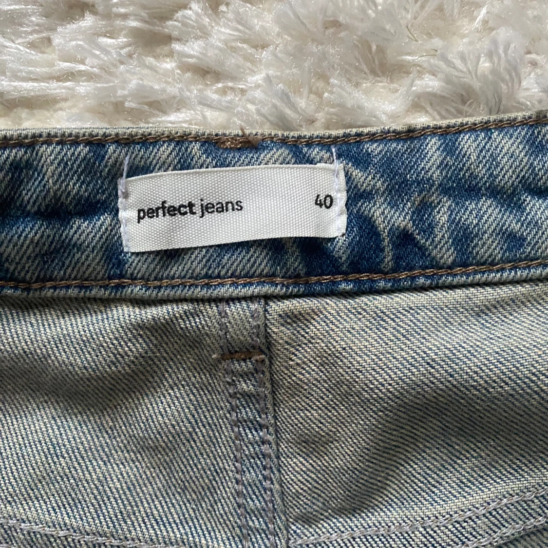 Flared/ bootcut jeans - 91