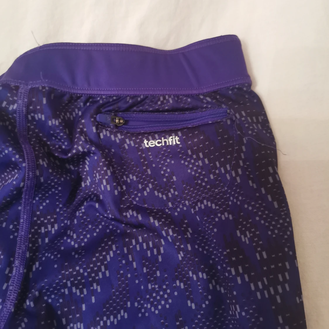 Tränings tights i märket Adidas  - 91