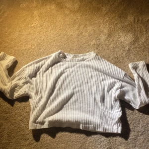 Fin tjocktröja! - 🤍🤍🤍