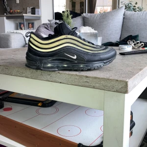Nike air Max 97 - Storlek 42 bra skick