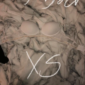 Bh - Fins o hämta i Linköping även i Jönköping kan även posta betalning sker genom Swish eller kontant 🥰