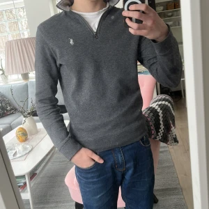 Ralph lauren half zip  - Väldigt bra skick! Storlek xs passar S jag är ca 178
