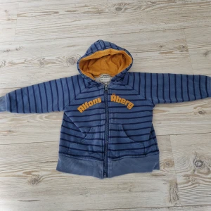 Alfons åberg tröja - Använt skick. Lite norpig. Gillar barnen alfons har den mer att ge. 