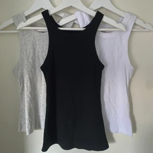 Linne  - Skriv innan ni köper då jag även säljer på Vinted💕💕 Säljer dessa linnen från hm💕 Går att köpa en för 50kr, eller alla för 100kr💕