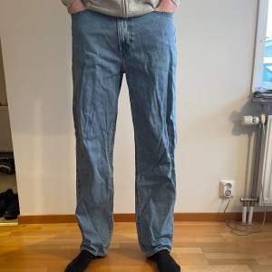 Levis stay loose jeans, W34 L34. Ljusblå färg sköna baggy byxor.
