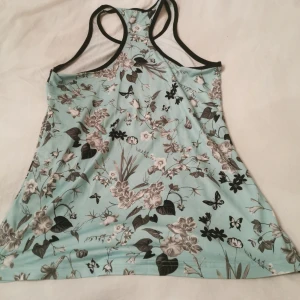 Tröningslinne Rönn3 - Tränings linne Rönnisch Storl S Ny utan tag Katt finns i hemmet 