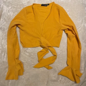 Knytbar topp - Aldrig använd 🧡