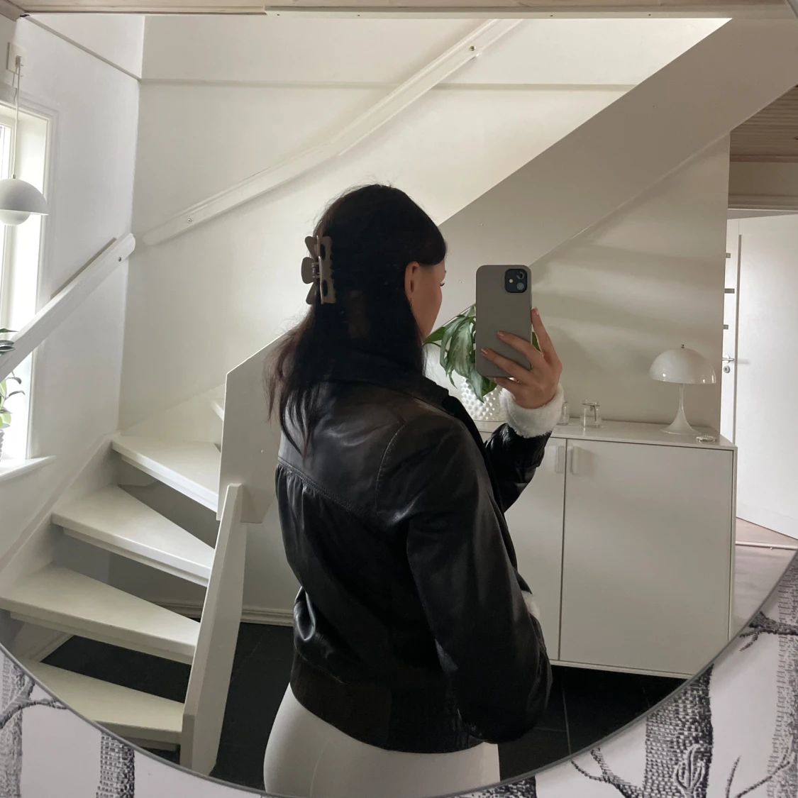 Mörkbrun/svart skinnjacka - 90