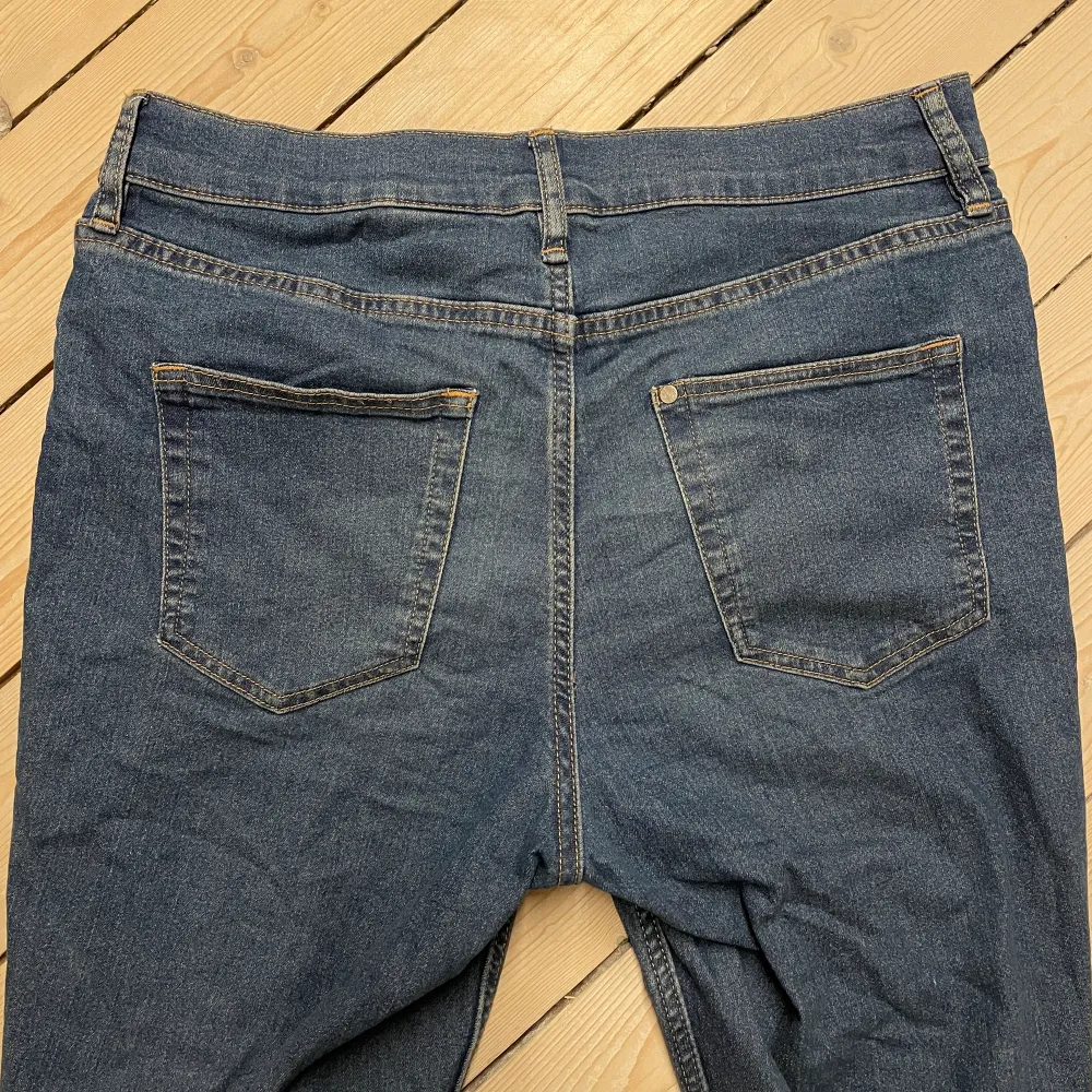 Denim Jeans i storlek S (EUR 170) Jeansen är i bra skick. Kom privat för mer info ifall du ör intresserad. Jeans & Byxor.