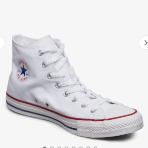 Converse all star st 37 - Converse All Star st 37 (23,5 cm), endast använda en gång. Mycket fint skick. 