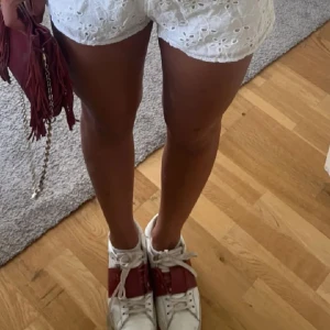 Valentino skor  - Röda Valentinoskor storlek 37 