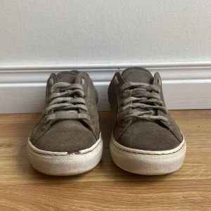 Mocka skor  - Ett par garment project skor skon inte passar längre jag kan sänka priset om det är så. 