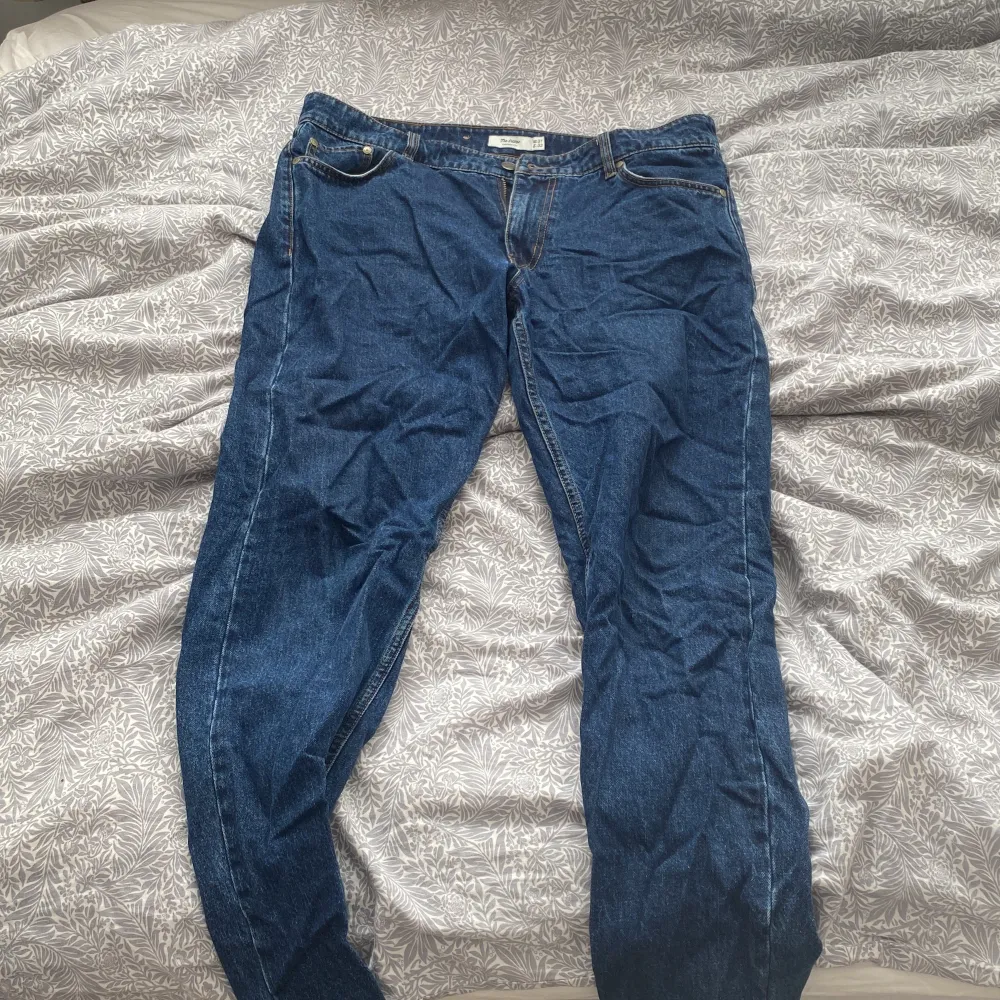 Skick 9/10 säljer för att dom inte använda längre . Jeans & Byxor.