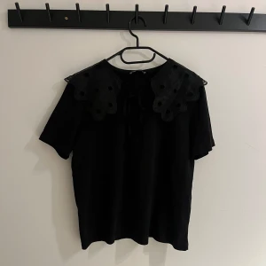 Blus - Svart blus från zara