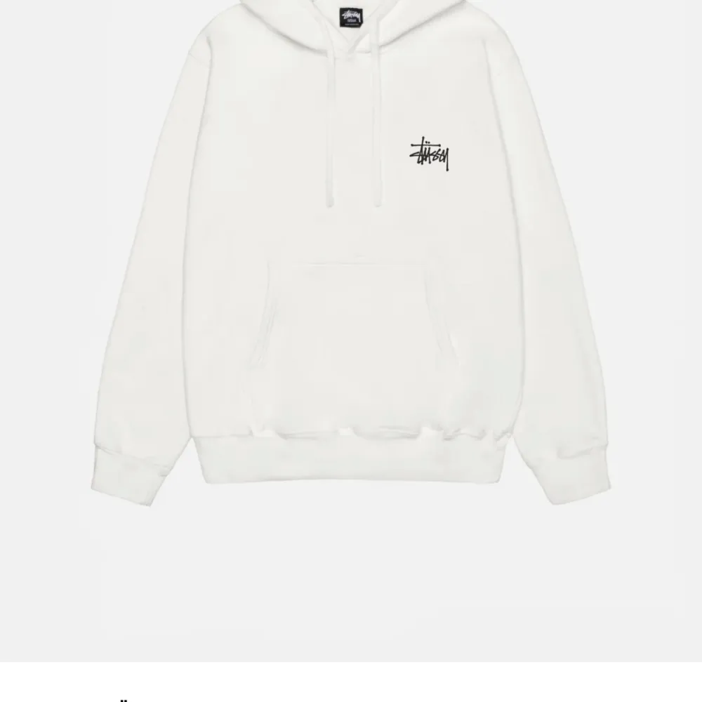 Intressekoll på min vita stussy hoodie!! nytt skick, ändast andvänd 1 gång. Säljer ändast för ett bra pris!!💗. Hoodies.