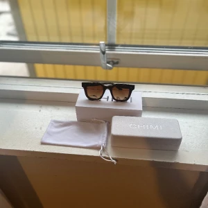Chimi Brown 04 -  säljer mina Populära Chimi 04 Brown som är sprillans nya | ny pris på dom är 1250kr | Mitt pris 999kr | skick 10/10