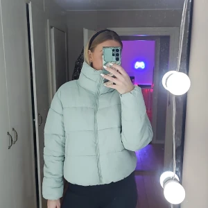 Vinterjacka - Jacka från lager 157, aldrig använd.