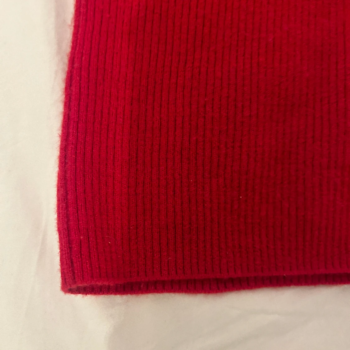 Röd stickat tröja - 91
