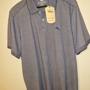 Pike tröja  - Köpte den när jag va utomlands  Men det passar inte mig det äe storlek L helt NY aldrig använt ny pris 1100kr  Kan gå ner vid snabb äffär