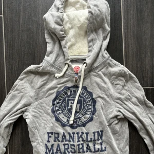 Franklin Marshall hoodie  - Storlek S 