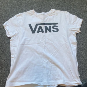 Vans T-shirt  - Aldrig använd