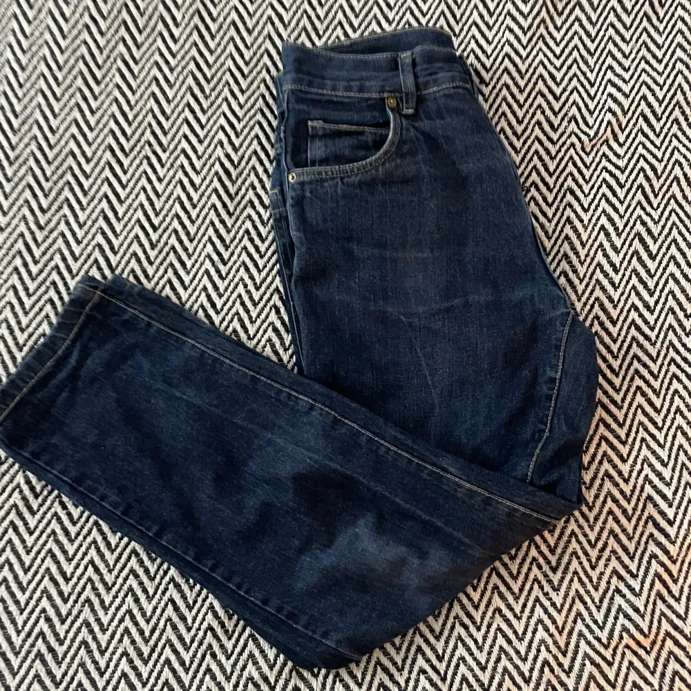 Säljer ett par baggy jeans ifrån Southpole, bra skick.. Jeans & Byxor.