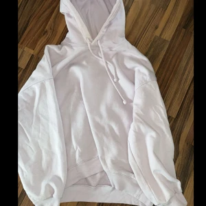 Pastell lila hoodie - Säljer då jag rensar garderoben 