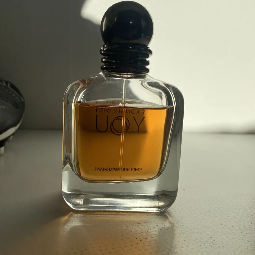 Used, 40 Ml left, bottle in perfect condition.. Accessoarer.