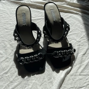 Nelly skor  - Skor från Nelly, använda en gång. 